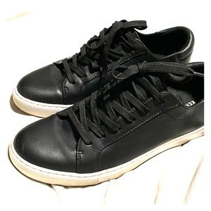Kenneth Cole Tennis Shoes
